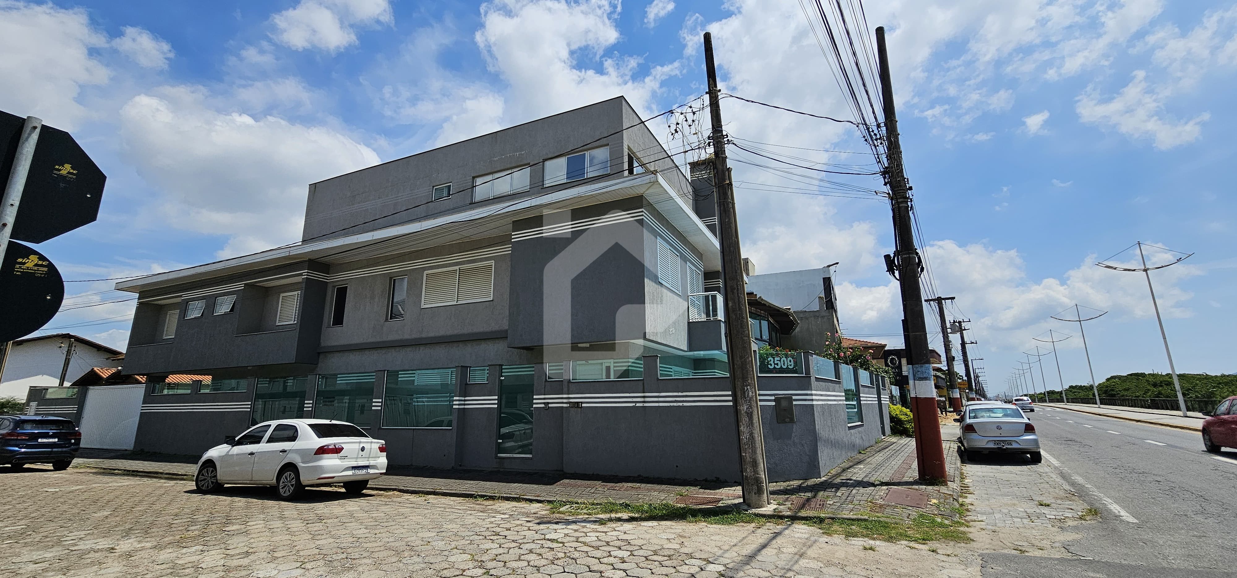 TRIPLEX FRENTE MAR